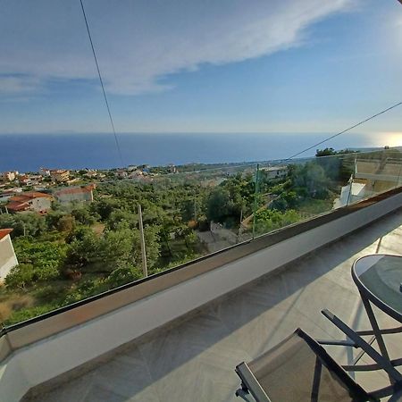 Ionian Pearl Apartment Dhermi Bagian luar foto