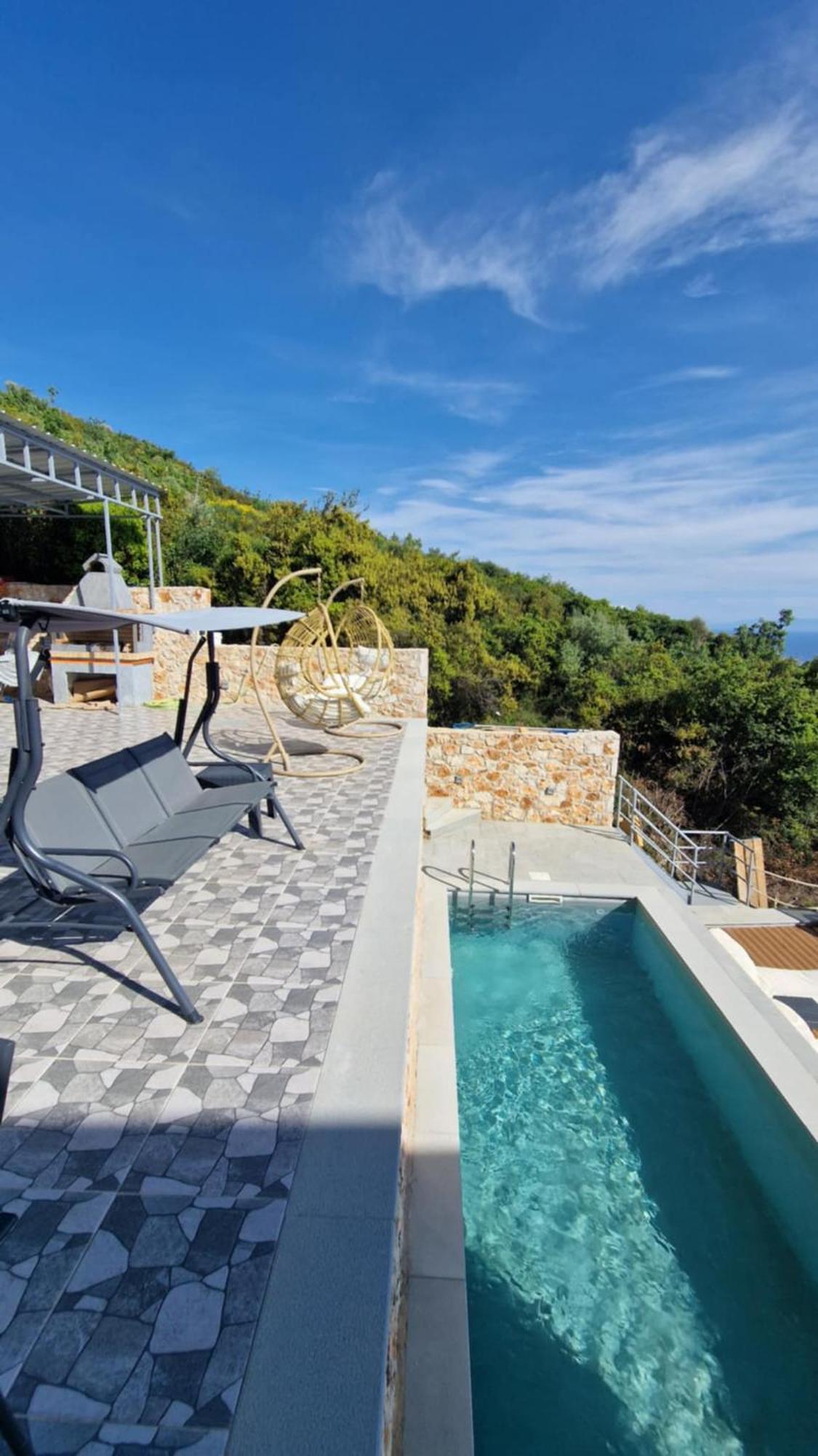 Ionian Pearl Apartment Dhermi Bagian luar foto