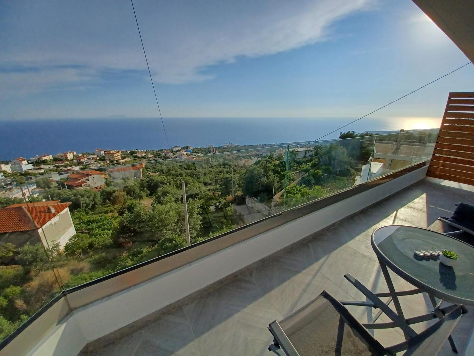 Ionian Pearl Apartment Dhermi Bagian luar foto