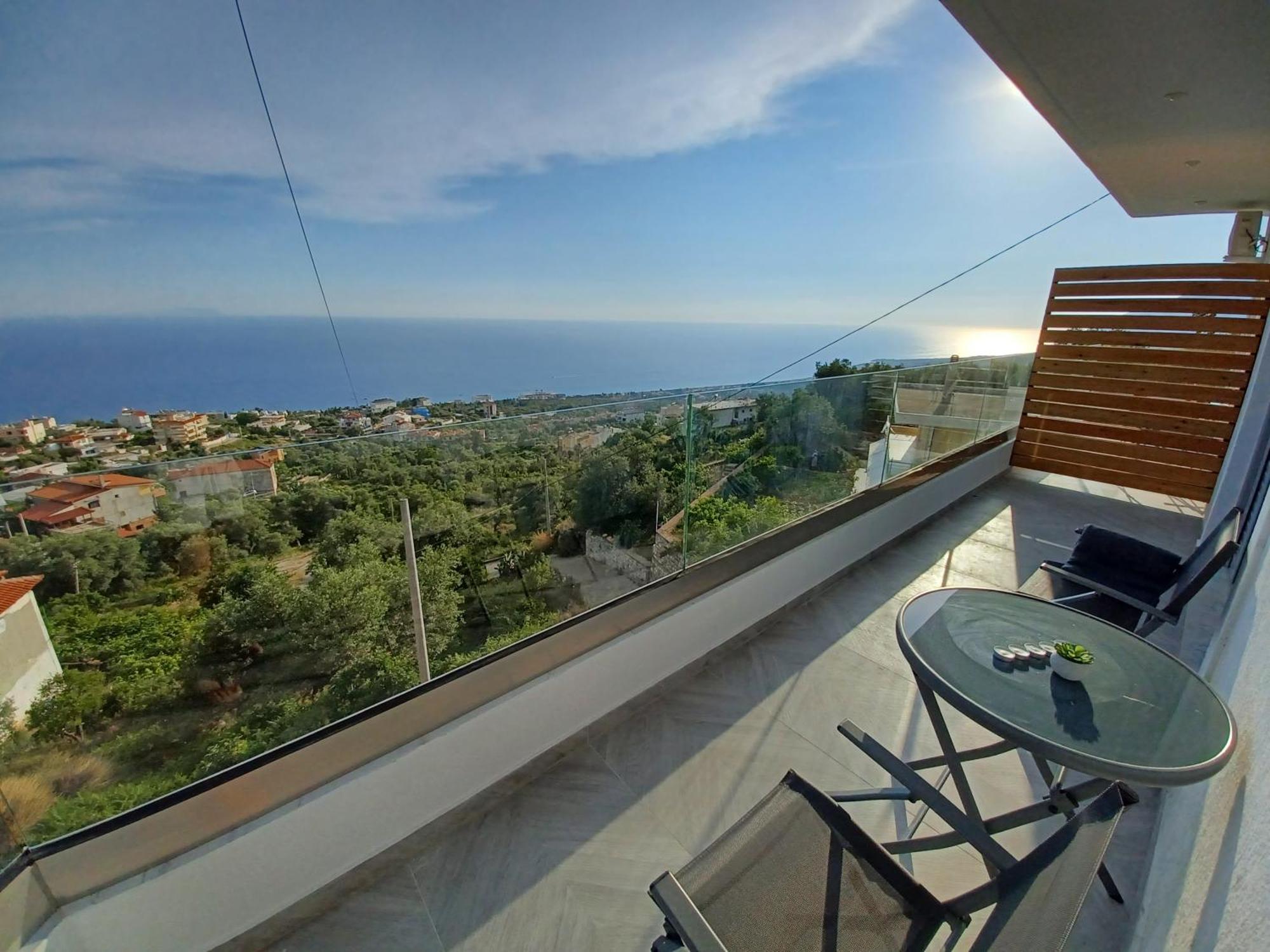Ionian Pearl Apartment Dhermi Bagian luar foto