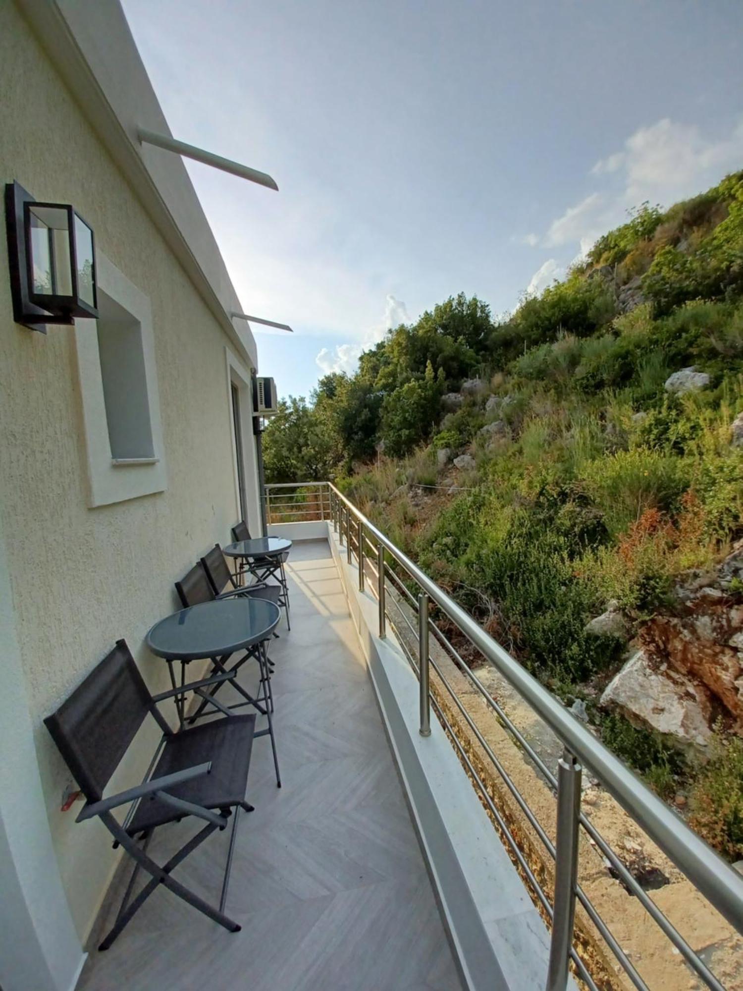 Ionian Pearl Apartment Dhermi Bagian luar foto